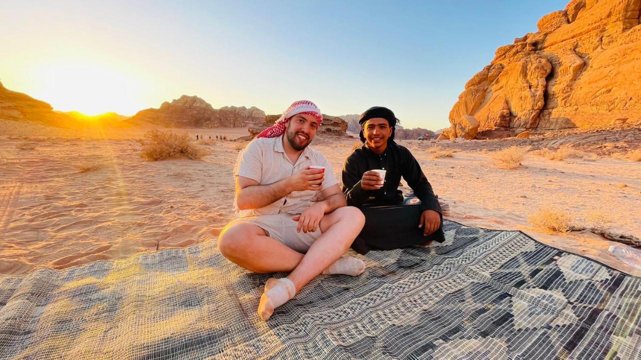 Hotel Bedouin Tours Camp Wadi Rum Esterno foto