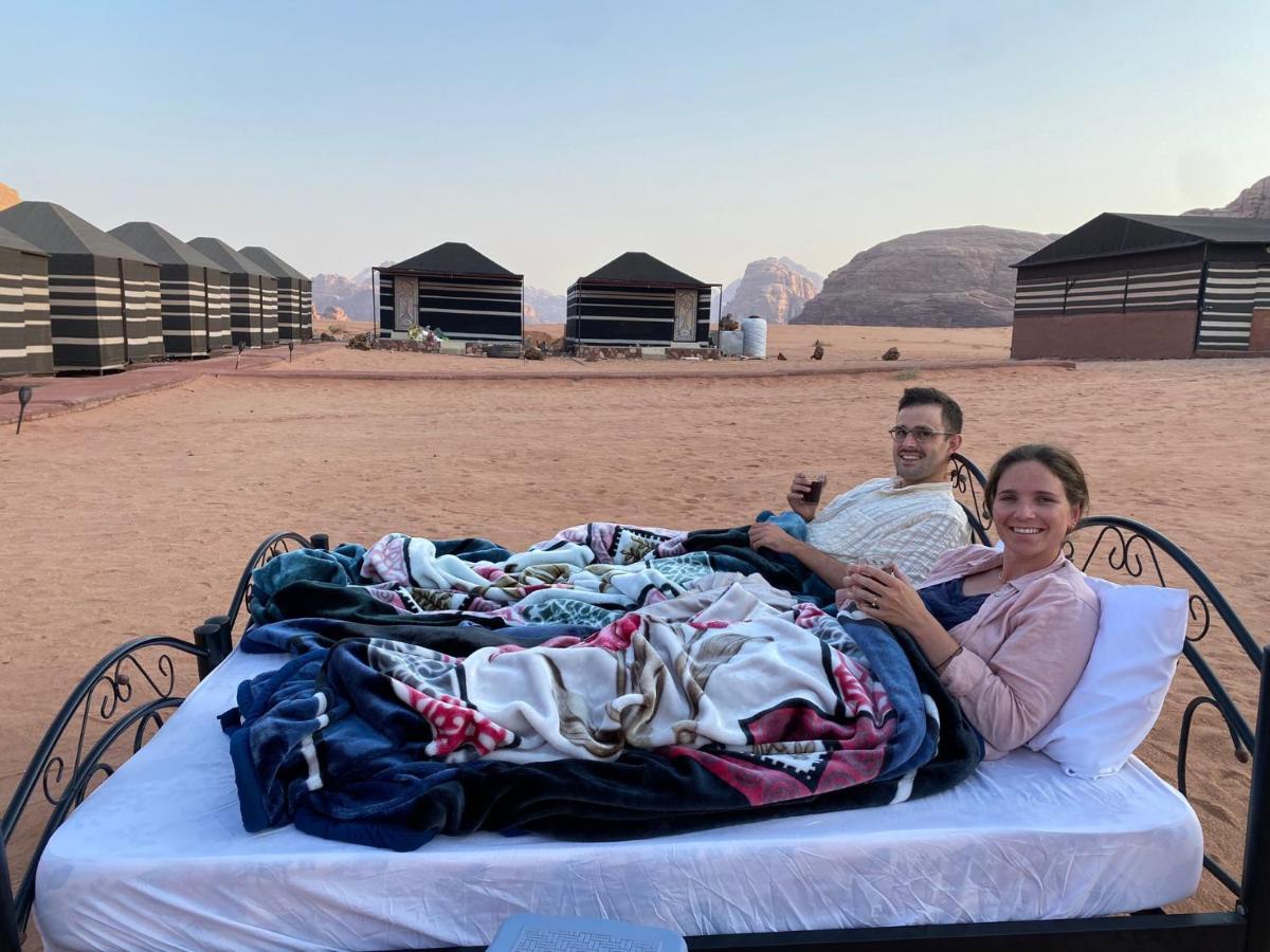 Hotel Bedouin Tours Camp Wadi Rum Esterno foto