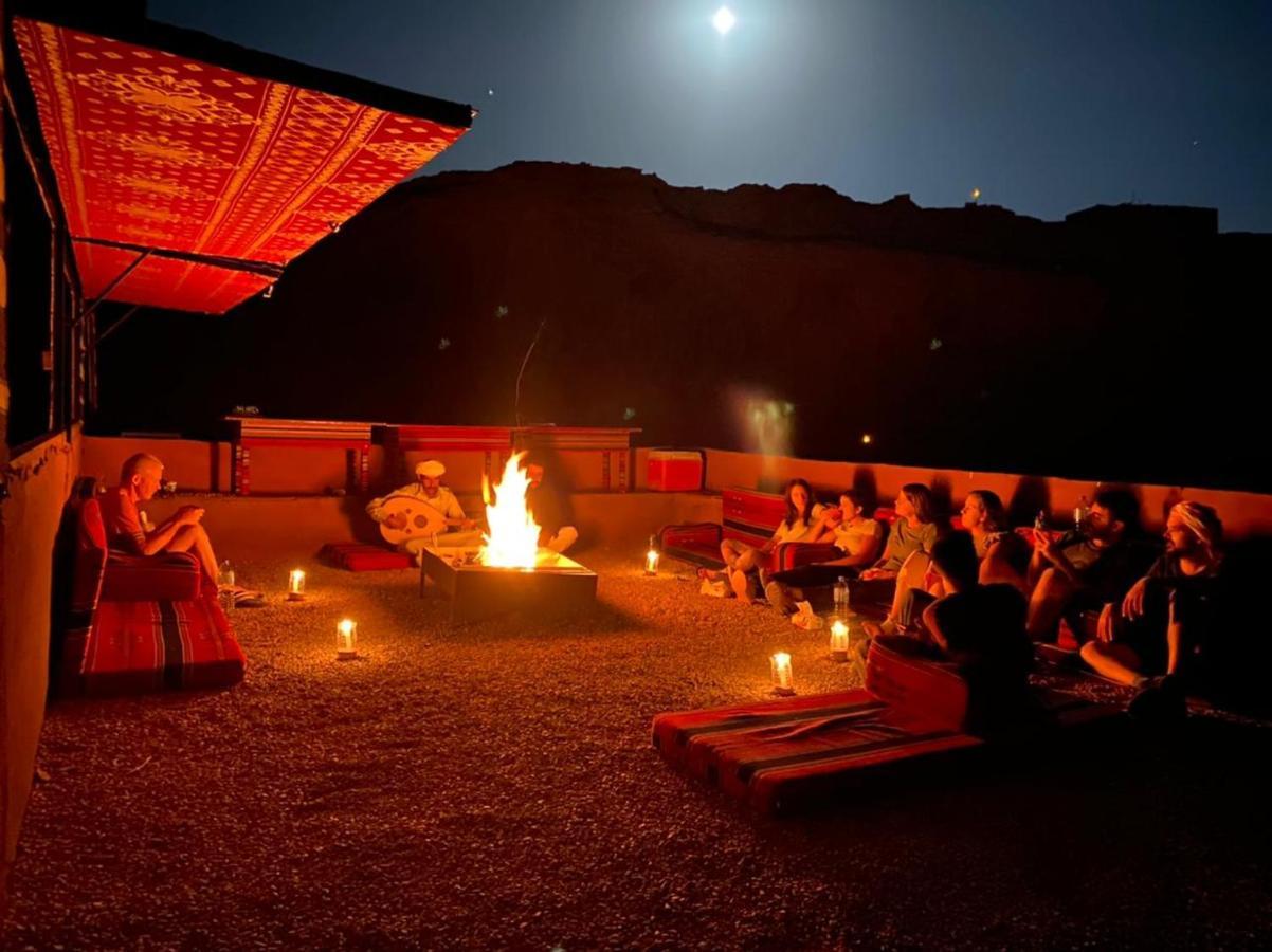 Hotel Bedouin Tours Camp Wadi Rum Esterno foto