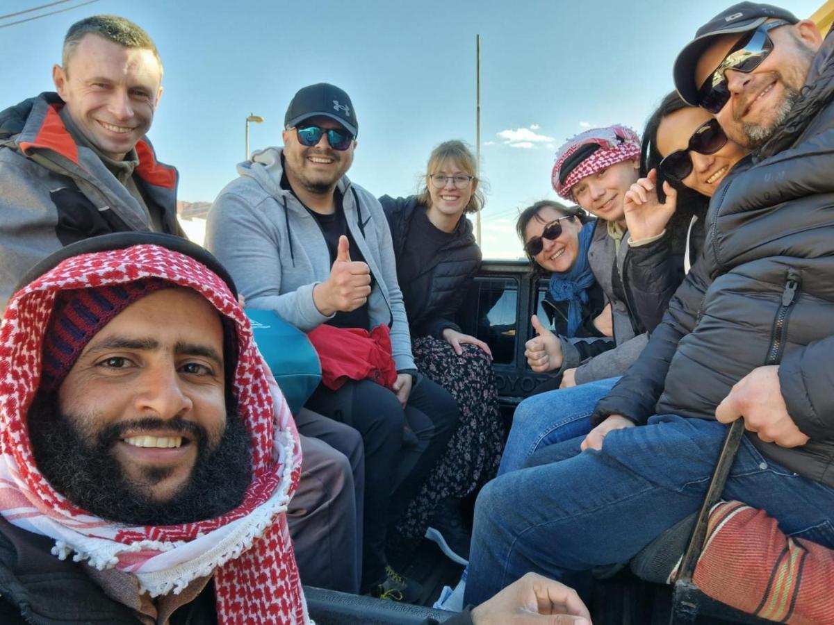 Hotel Bedouin Tours Camp Wadi Rum Esterno foto